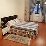 アパート Piso Turistico Perotas *