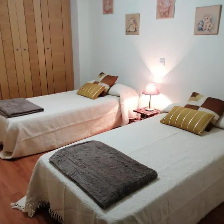 Apartment Piso Turistico Perotas *