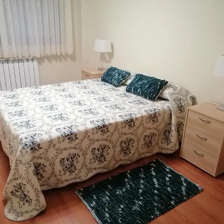 Piso Turistico Perotas Apartment